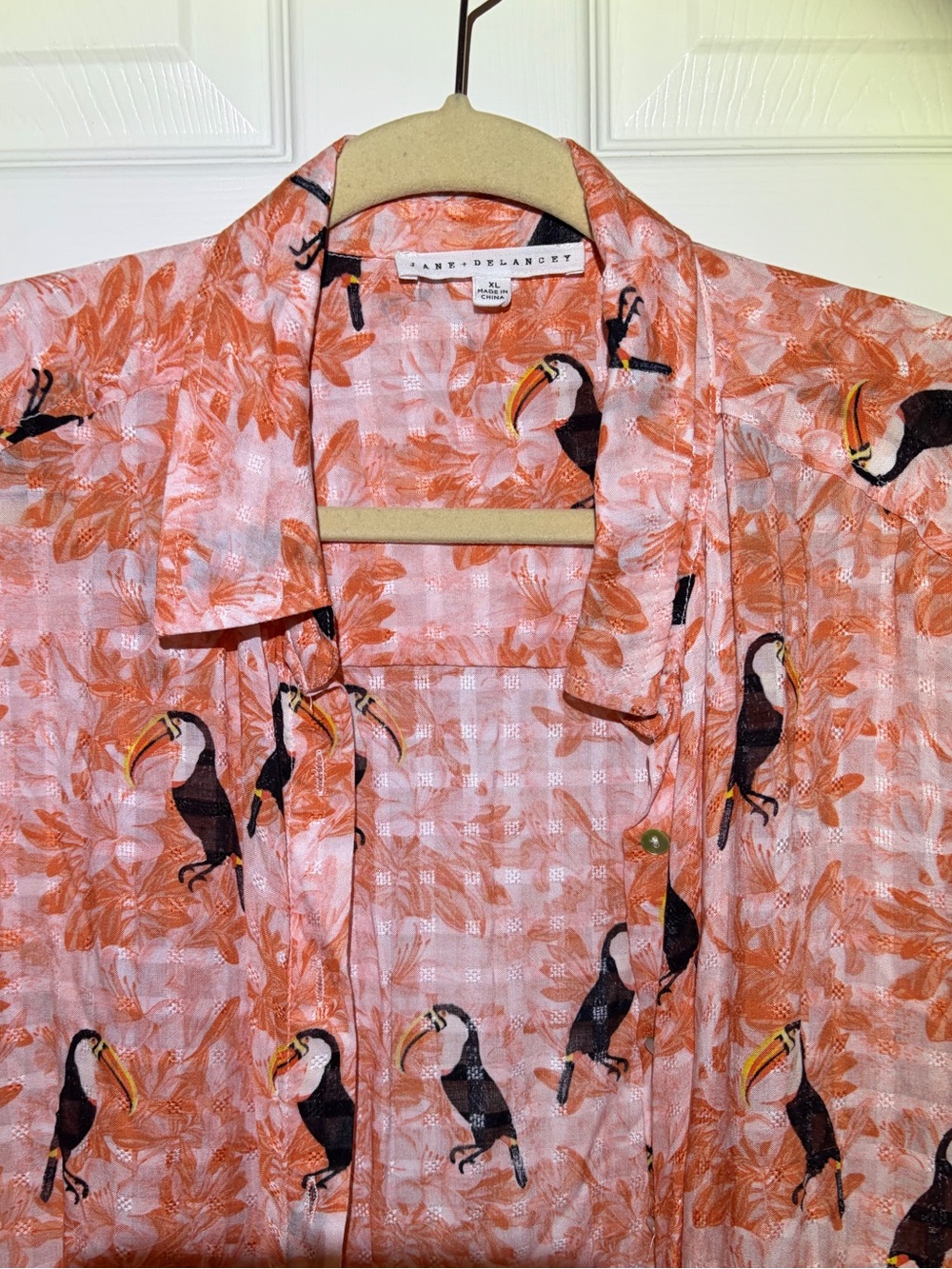 Peach Toucan Print Extra Long Button-Up Oversized Shirt. Size XL - Picture 2 of 8